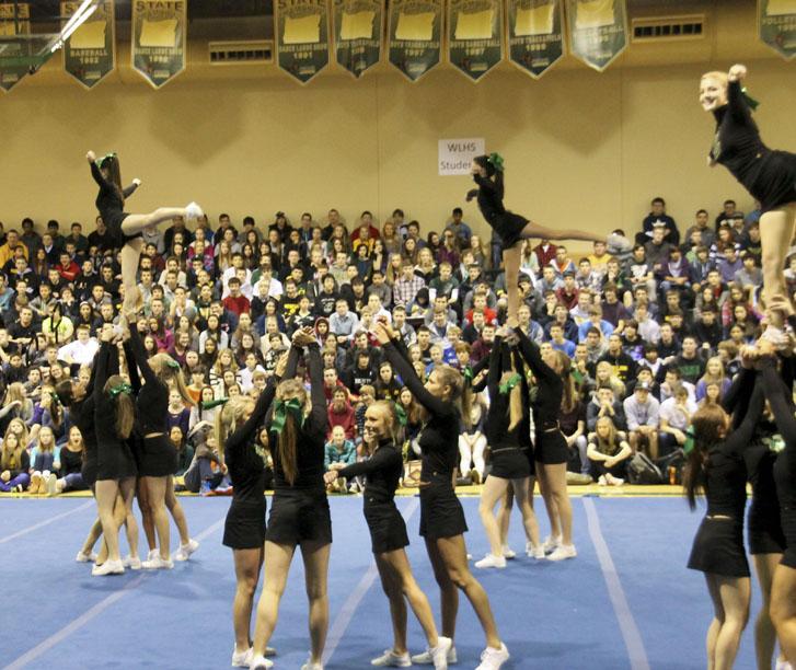 West Linn Cheer finishes 6th in State Cheer Championship