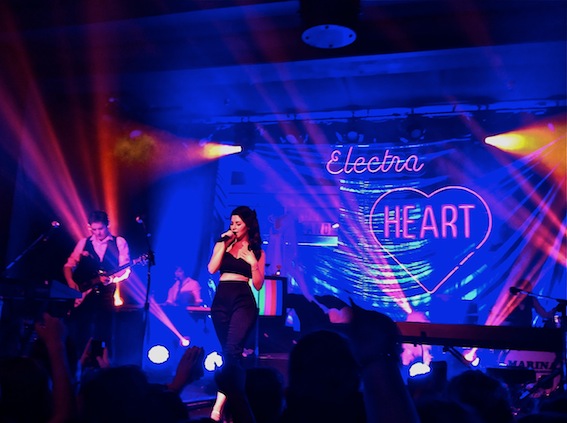 Marina and the Diamonds puts fans in a state of dreaming