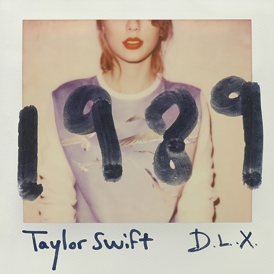 Taylor Swift makes a rocky transition to pop 